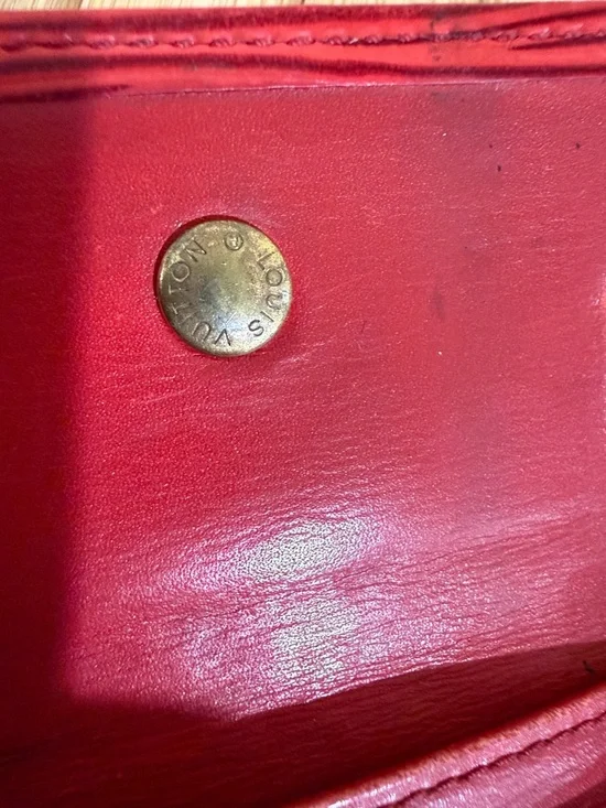 Louis Vuitton Epi Leather Key-Holder Wallet Authentic Louis Vuitton Keychain - Picture 8 of 13